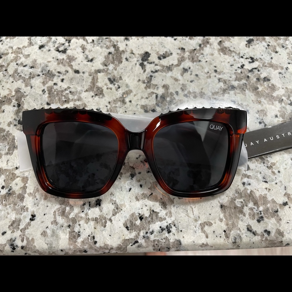 Quay ICY studded sunglasses